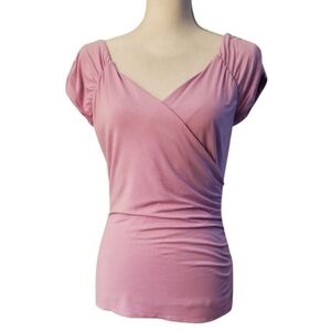 White House Black Market Lilac Reversible Wrap Vneck Cap Sleeve Ruched Top M